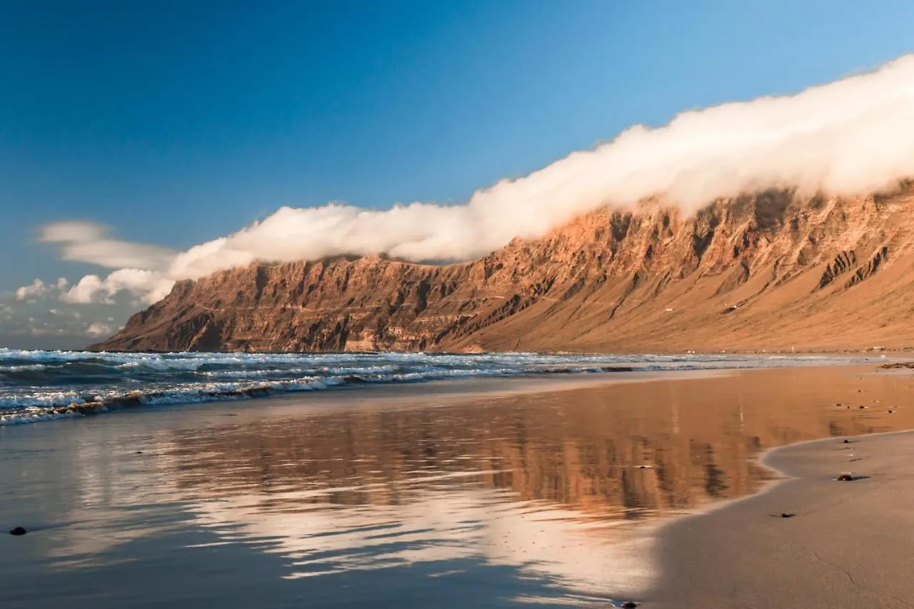 Home2Book Stylish Apartment Arrecife Beach  Arrecife (Lanzarote)
